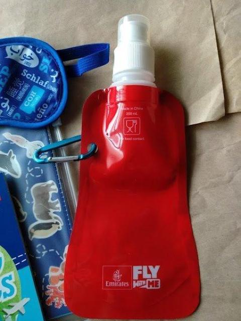 G~[cqLbYAjeB/`N[[Emirates FLY WITH ME lonely planet kidsۗ  LbY/xr[ 