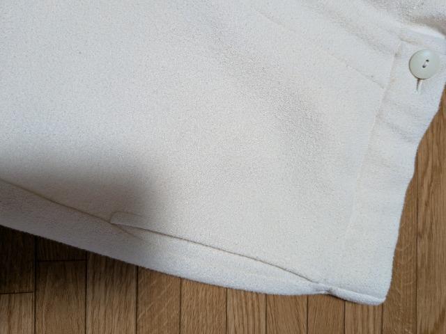 FRAMeWORK フレームワーク大人可愛い白ブークレーパンツ 美品MUSE AP < ブランド FRAMeWORK フレームワーク大人可愛い白ブークレーパンツ 美品MUSE AP < ブランドの