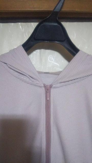 UVカット機能付きピンク×ホワイトレディース長袖パーカー Mサイズ 難あり 送料無料 < 女性ファッション UVカット機能付きピンク×ホワイトレディース長袖パーカー Mサイズ 難あり 送料無料 < 女性ファッションの