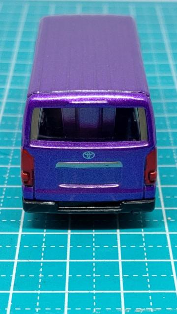 セブンイレブン限定 トミカ カラフルコレクション2022 ハイエース パ―プル箱無し < ホビー セブンイレブン限定 トミカ カラフルコレクション2022 ハイエース パ―プル箱無し < ホビーの