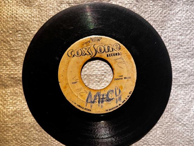 Winston Francis - Mr. Fix It / Mind Changer COXSONE RECORDS �� CD/DVD/�r�f�I�� 