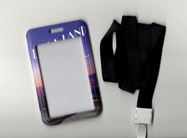 新品 ラ・ラ・ランド La La Land IDカードホルダーケース ネックストラップ付き ICカードケース < 女性ファッション 新品 ラ・ラ・ランド La La Land IDカードホルダーケース ネックストラップ付き ICカードケース < 女性ファッションの