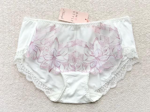 Triumph AMOSTYLE �V���[�c M�T�C�Y �q�b�v�n���O �z���C�g ����������  �� �����t�@�b�V������ 