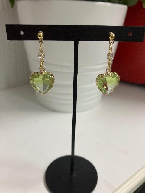 ハンドメイド ハートのグラデーションチャームを使用したピアス  < 女性ファッション  ハンドメイド ハートのグラデーションチャームを使用したピアス   < 女性ファッションの