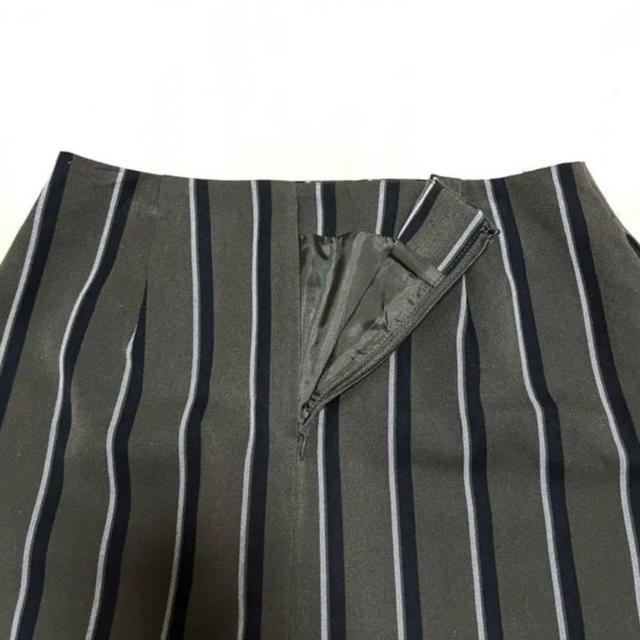 【美品】ストライプ柄タイトスカート/M/カーキ/バックスリットあり < 女性ファッション  【美品】ストライプ柄タイトスカート/M/カーキ/バックスリットあり < 女性ファッションの