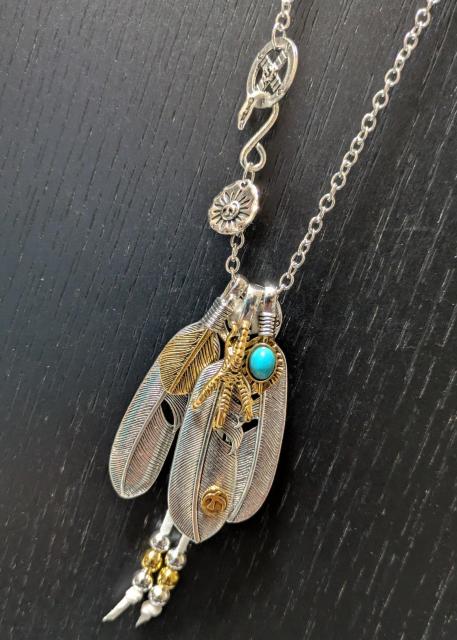 インディアンジュエリー★フェザー3連ネックレス★メディスンホイール★イーグルフック★シルバーチェーン★新品未着用男女兼用★送料無料 < 男性アクセサリー/時計 インディアンジュエリー★フェザー3連ネックレス★メディスンホイール★イーグルフック★シルバーチェーン★新品未着用男女兼用★送料無料 < 男性アクセサリー/時計の