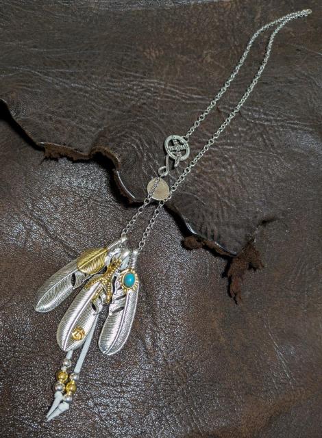 インディアンジュエリー★フェザー3連ネックレス★メディスンホイール★イーグルフック★シルバーチェーン★新品未着用男女兼用★送料無料 < 男性アクセサリー/時計 インディアンジュエリー★フェザー3連ネックレス★メディスンホイール★イーグルフック★シルバーチェーン★新品未着用男女兼用★送料無料 < 男性アクセサリー/時計の