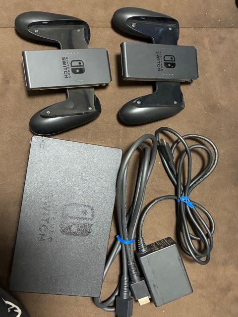 Nintendo Switch �{�̃Z�b�g (�l�I���J���[) �{ Pro�R���g���[���[ �� �Q�[���{��/�\�t�g�� 