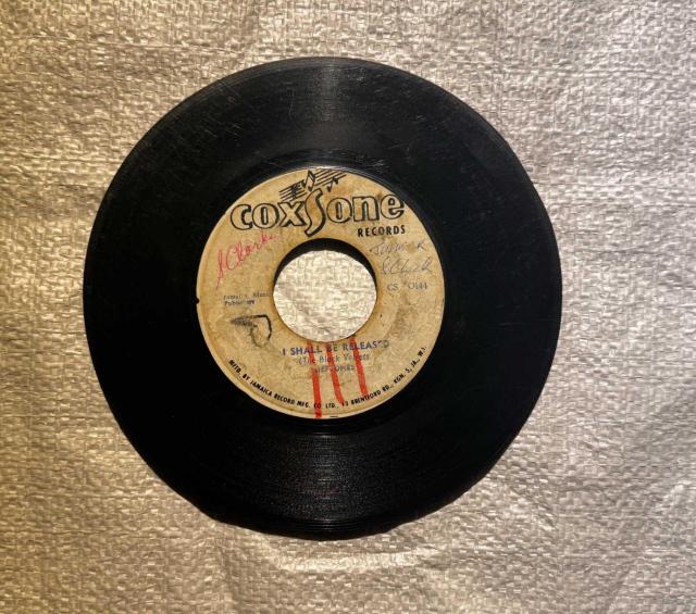 Coxsone Records 7�C���`�V���O�� 2���Z�b�g Heptones & The Black Brothers �� CD/DVD/�r�f�I�� 