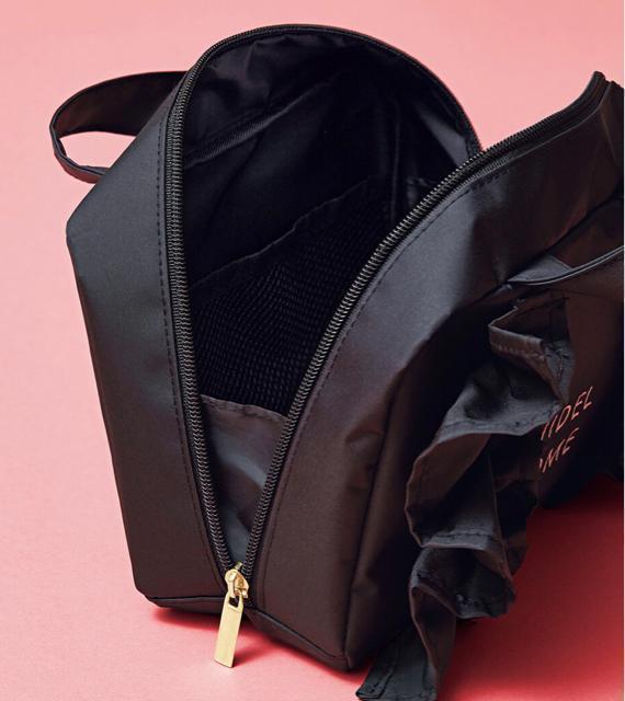 送料込☆SNIDEL HOME 大きく開く?大容量フリルポーチ < ブランド 送料込☆SNIDEL HOME 大きく開く?大容量フリルポーチ < ブランドの