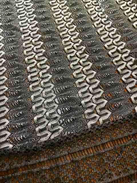 【専門店】グレー&シルバー◆高級レース編大判ストール < 女性ファッション  【専門店】グレー&シルバー◆高級レース編大判ストール < 女性ファッションの