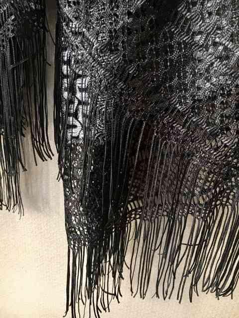 【専門店】グレー&シルバー◆高級レース編大判ストール < 女性ファッション  【専門店】グレー&シルバー◆高級レース編大判ストール < 女性ファッションの