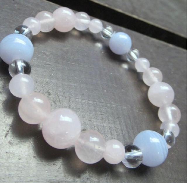 ローズクォーツxブルーレースx水晶ブレスレット 天然石 < 女性アクセサリー/時計 ローズクォーツxブルーレースx水晶ブレスレット 天然石 < 女性アクセサリー/時計の