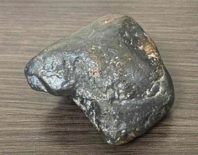 8,000円スタート!「ワイヤー作家」や「ジュエリー作家」の素材に阿波隕石(メテオライト)原石 < インテリア/ライフ  8,000円スタート!「ワイヤー作家」や「ジュエリー作家」の素材に阿波隕石(メテオライト)原石 < インテリア/ライフの