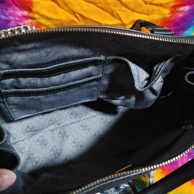 □GUESS□ゲス□シルバーチェーンがcool( *´艸)2wayショルダーバッグ□ハンドバッグ□ < ブランド  □GUESS□ゲス□シルバーチェーンがcool( *´艸)2wayショルダーバッグ□ハンドバッグ□ < ブランドの