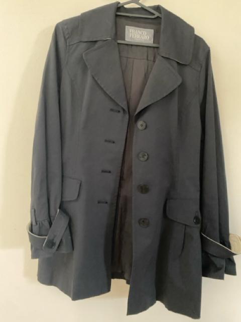 匿名配送 フランコフェラーロー トレンチコート < ブランド 匿名配送 フランコフェラーロー トレンチコート < ブランドの