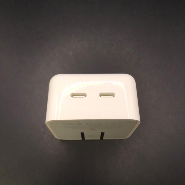 即決 Apple デュアルUSB-Cポート搭載35Wコンパクト電源アダプタ < 家電/AV 即決 Apple デュアルUSB-Cポート搭載35Wコンパクト電源アダプタ < 家電/AVの