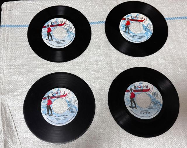 TERRY LINEN ���R�[�h 7�C���` �V���O���� 4���Z�b�g Raggedy JOE  �� CD/DVD/�r�f�I�� 