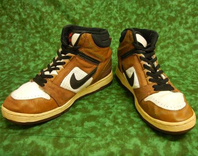 中古 ナイキエアフォース2エスケープ 28センチ < 男性ファッション 中古 ナイキエアフォース2エスケープ 28センチ < 男性ファッションの