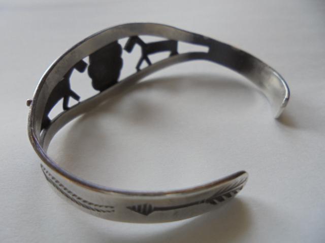 '10-'40ヴィンテージFred Harvey Companyフレッド・ハーヴィ・カンパニーバングルシルバーターコイズ馬USA製 < 男性アクセサリー/時計  '10-'40ヴィンテージFred Harvey Companyフレッド・ハーヴィ・カンパニーバングルシルバーターコイズ馬USA製 < 男性アクセサリー/時計の