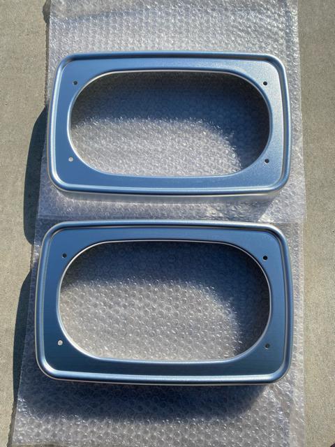 330 ヘッドライト 左右 枠 当時物 トラック野郎 デコトラ 旧車 レトロ アート ハコスカ  ローレル レンジャー ドルフィン < 自動車/バイク 330 ヘッドライト 左右 枠 当時物 トラック野郎 デコトラ 旧車 レトロ アート ハコスカ  ローレル レンジャー ドルフィン < 自動車/バイク