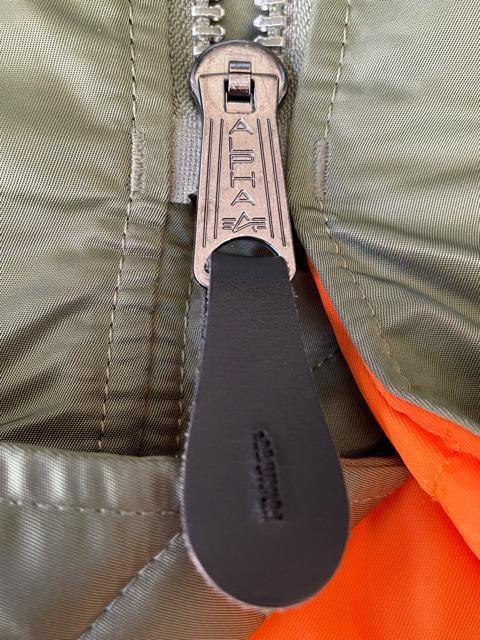 美品 ALPHA INDUSTRIES INC アルファ ロング MA-1 ミリタリーカーキ Sサイズ ダウン ロングジャケット < ブランド  美品 ALPHA INDUSTRIES INC アルファ ロング MA-1 ミリタリーカーキ Sサイズ ダウン ロングジャケット < ブランドの