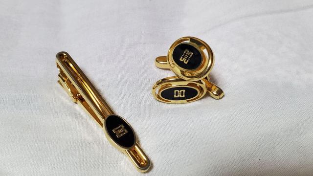 ダックス アイコンロゴドーム カフスボタン ネクタイピン SET 黒 オーバルオープンカフリンクス クリップタイピン タイ留め < ブランド  ダックス アイコンロゴドーム カフスボタン ネクタイピン SET 黒 オーバルオープンカフリンクス クリップタイピン タイ留め < ブランドの