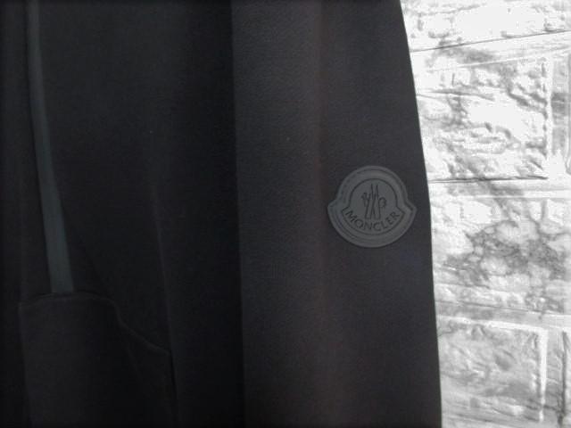 ☆MONCLER モンクレール レタリング ロゴ ワッペン パーカー プルオーバー/メンズ/S/黒☆新作人気完売モデル < ブランド ☆MONCLER モンクレール レタリング ロゴ ワッペン パーカー プルオーバー/メンズ/S/黒☆新作人気完売モデル < ブランドの
