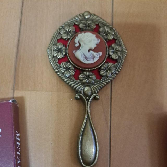 アンティークな手鏡 < 女性ファッション アンティークな手鏡 < 女性ファッションの