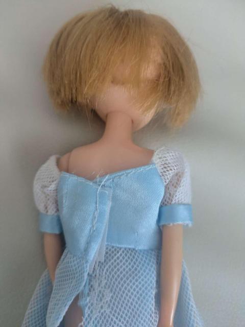 リカちゃん人形 着せ替え人形 金髪ドール 水色レースドレス 本体のみ < おもちゃ リカちゃん人形 着せ替え人形 金髪ドール 水色レースドレス 本体のみ < おもちゃの