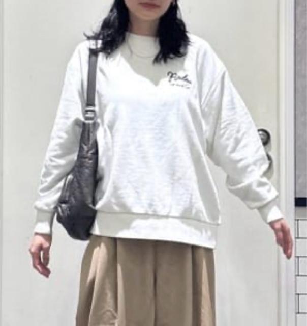 ���f�I�N���E���Y�� ���S�f�j���p�b�`�X�E�F�b�g�g�b�v�X�i�I�t�z���C�g�j �� �u�����h�� 