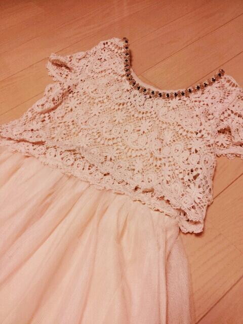 MILLIONCARATSチュールクロシェレースワンピオフホワイト < 女性ファッション MILLIONCARATSチュールクロシェレースワンピオフホワイト < 女性ファッションの