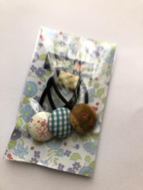 ハンドメイド ヘアゴム くるみボタン コットン < 女性ファッション  ハンドメイド ヘアゴム くるみボタン コットン < 女性ファッションの