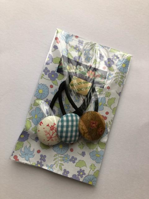 ハンドメイド ヘアゴム くるみボタン コットン < 女性ファッション  ハンドメイド ヘアゴム くるみボタン コットン < 女性ファッションの