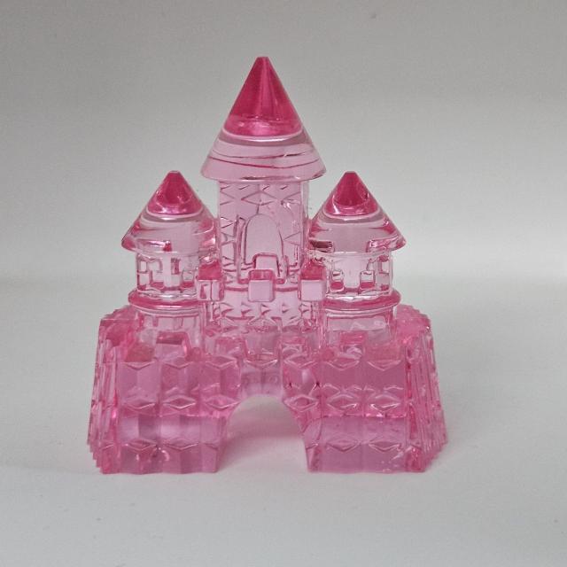 新品*アクリルアイス*お城*クリスタル*フィギュア*ピンク*キャッスル < インテリア/ライフ 新品*アクリルアイス*お城*クリスタル*フィギュア*ピンク*キャッスル < インテリア/ライフの