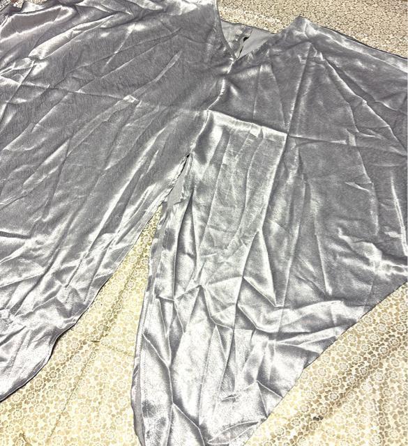 ドルマン ブラウス Vネック 光沢感 シルバー 大きいサイズ < 女性ファッション ドルマン ブラウス Vネック 光沢感 シルバー 大きいサイズ < 女性ファッションの