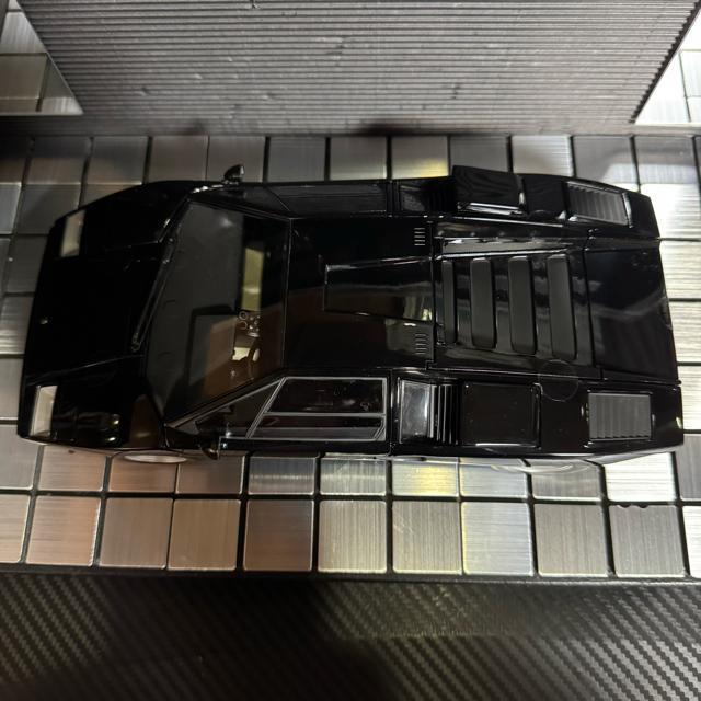 絶版未展示品 京商 1/18 ランボルギーニ カウンタックLP400 ブラック < ホビー  絶版未展示品 京商 1/18 ランボルギーニ カウンタックLP400 ブラック < ホビーの