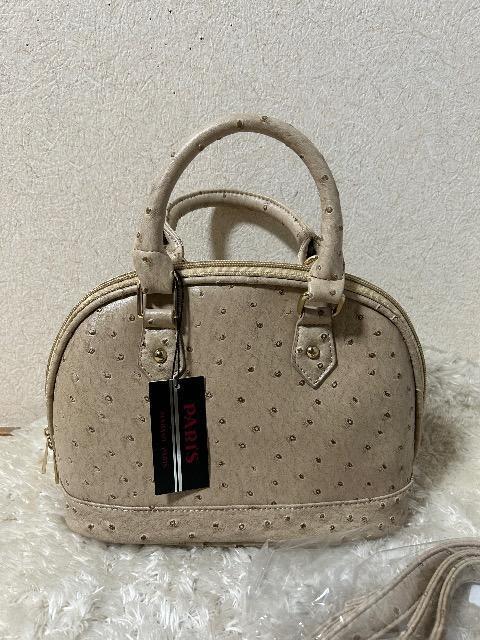 Vi^OtMADAME PARISI[Xgb`2wayobN  t@bV 