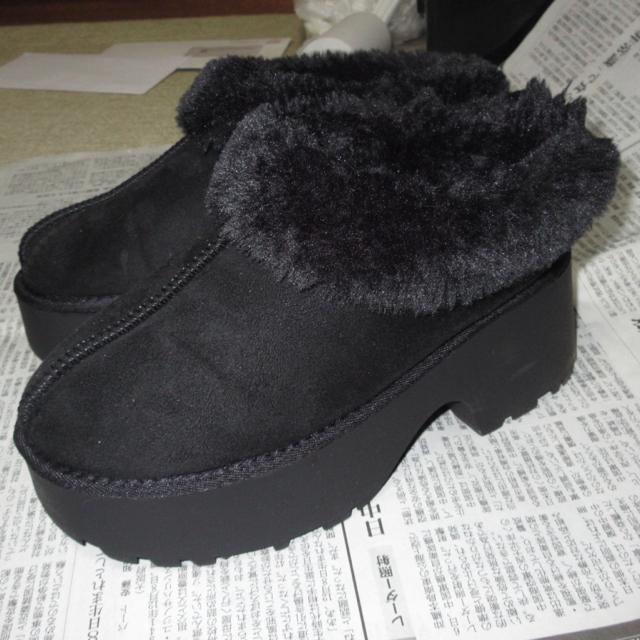 AZUL BY MOUSSYアズールバイマウジー*厚底ムートンヒールデザインスリッポン*ショートブーツ*ムートンブーツ(ブラック) < ブランド AZUL BY MOUSSYアズールバイマウジー*厚底ムートンヒールデザインスリッポン*ショートブーツ*ムートンブーツ(ブラック) < ブランドの