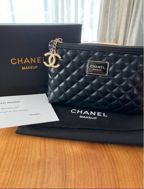 CHANEL MAKEUP シャネル キルティングポーチ ブラック ノベルティ < ブランド CHANEL MAKEUP シャネル キルティングポーチ ブラック ノベルティ < ブランドの