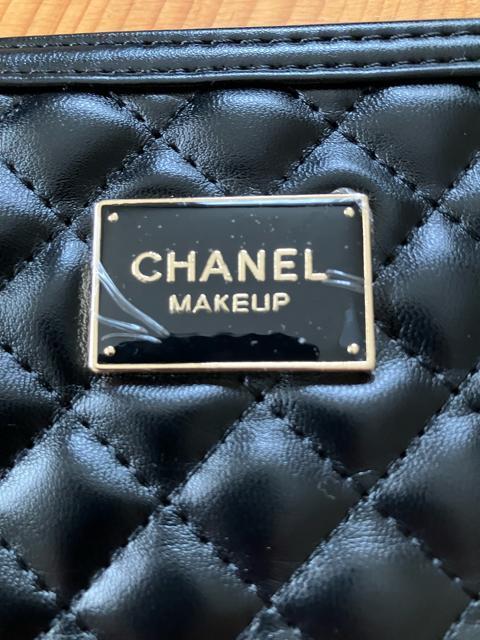 CHANEL MAKEUP シャネル キルティングポーチ ブラック ノベルティ < ブランド CHANEL MAKEUP シャネル キルティングポーチ ブラック ノベルティ < ブランドの