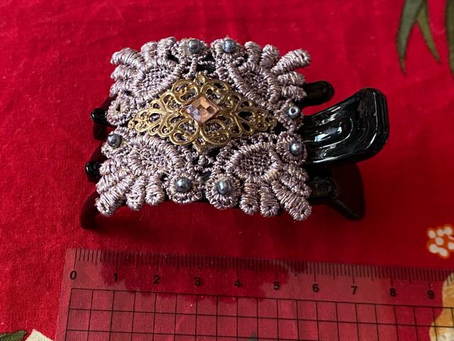 新品未使用☆アンティークレース☆ヘアクリップ☆ < 女性アクセサリー/時計  新品未使用☆アンティークレース☆ヘアクリップ☆ < 女性アクセサリー/時計の
