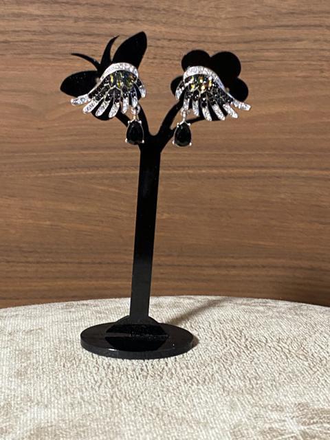 CZラインストーン付きピアス??エンジェルウィング < 女性アクセサリー/時計  CZラインストーン付きピアス??エンジェルウィング  < 女性アクセサリー/時計の