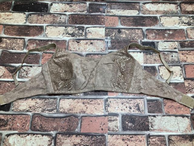 送料無料!大手通販処分品!サイドから寄せる!ノンワイヤーレース付きブラジャー(ベージュ系)1枚 < 女性ファッション  送料無料!大手通販処分品!サイドから寄せる!ノンワイヤーレース付きブラジャー(ベージュ系)1枚  < 女性ファッションの