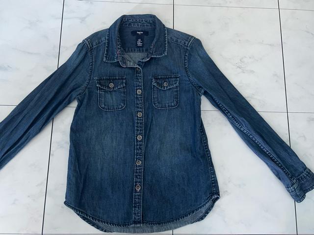 GAP kidsデニム長袖シャツ★130cm < ブランド  GAP kidsデニム長袖シャツ★130cm  < ブランドの