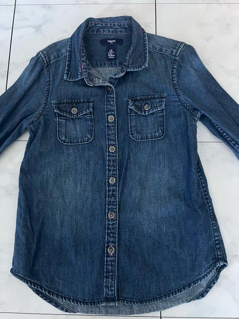 GAP kidsデニム長袖シャツ★130cm < ブランド  GAP kidsデニム長袖シャツ★130cm < ブランドの