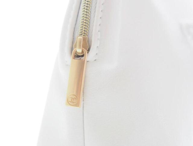 シャネル ノベルティ スキンケア コスメポーチ 2020 ラウンドファスナー CHANEL SKINCARE【正規品】 < ブランド  シャネル ノベルティ スキンケア コスメポーチ 2020 ラウンドファスナー CHANEL SKINCARE【正規品】 < ブランドの