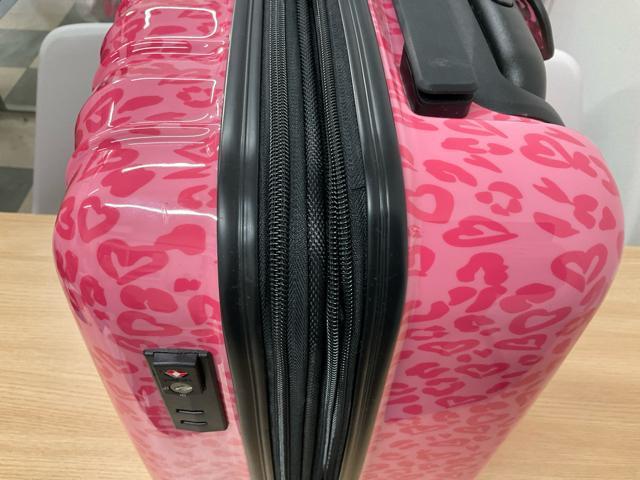 VIVA YOU ビバユー ピンクハート柄 キャリーケース < レジャー/スポーツ VIVA YOU ビバユー ピンクハート柄 キャリーケース < レジャー/スポーツの