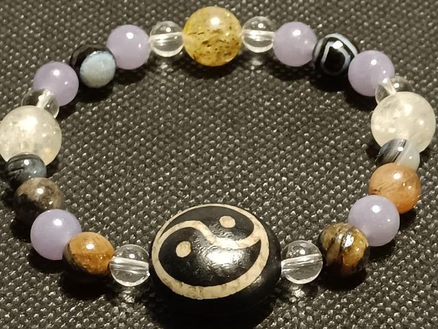 強力です。レア珠。「陰陽の調和」一点物です。 < 女性アクセサリー/時計 強力です。レア珠。「陰陽の調和」一点物です。 < 女性アクセサリー/時計の