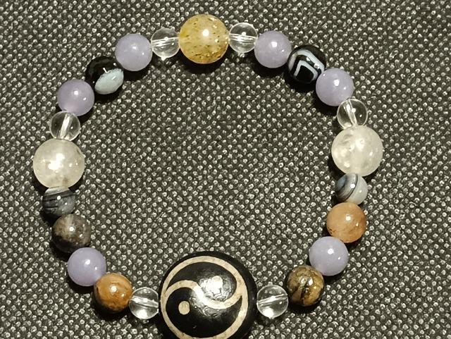 強力です。レア珠。「陰陽の調和」一点物です。 < 女性アクセサリー/時計 強力です。レア珠。「陰陽の調和」一点物です。 < 女性アクセサリー/時計の